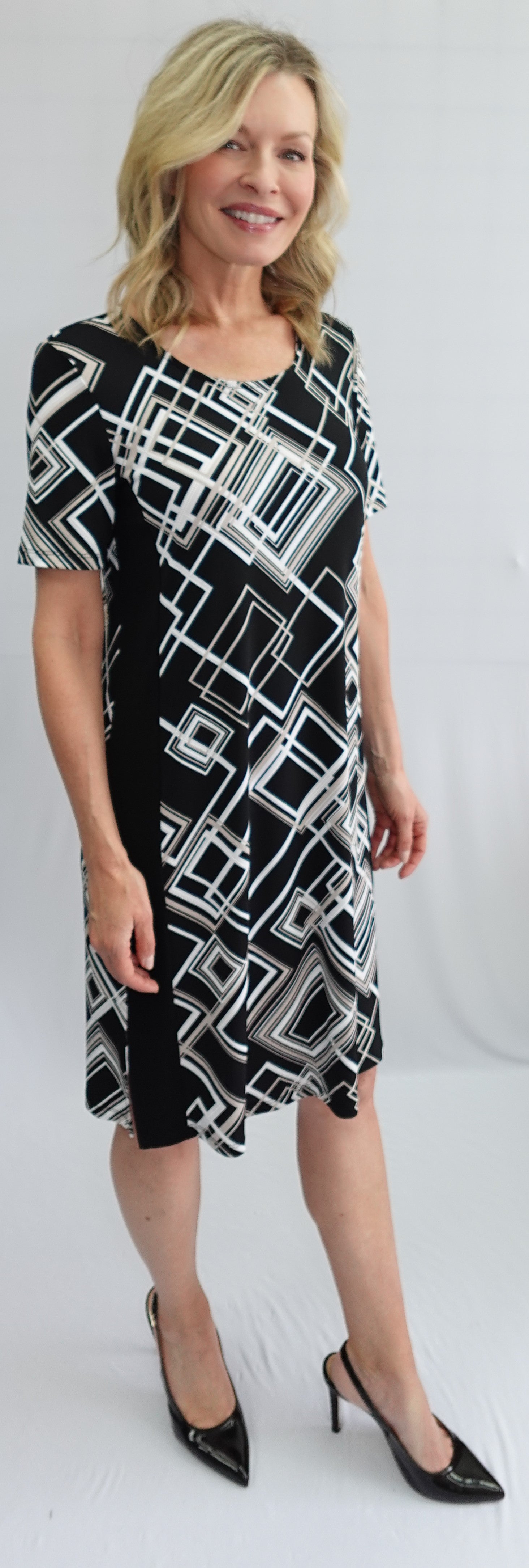 SoftWorks Geometric Dress – Elegance and Comfort #207233