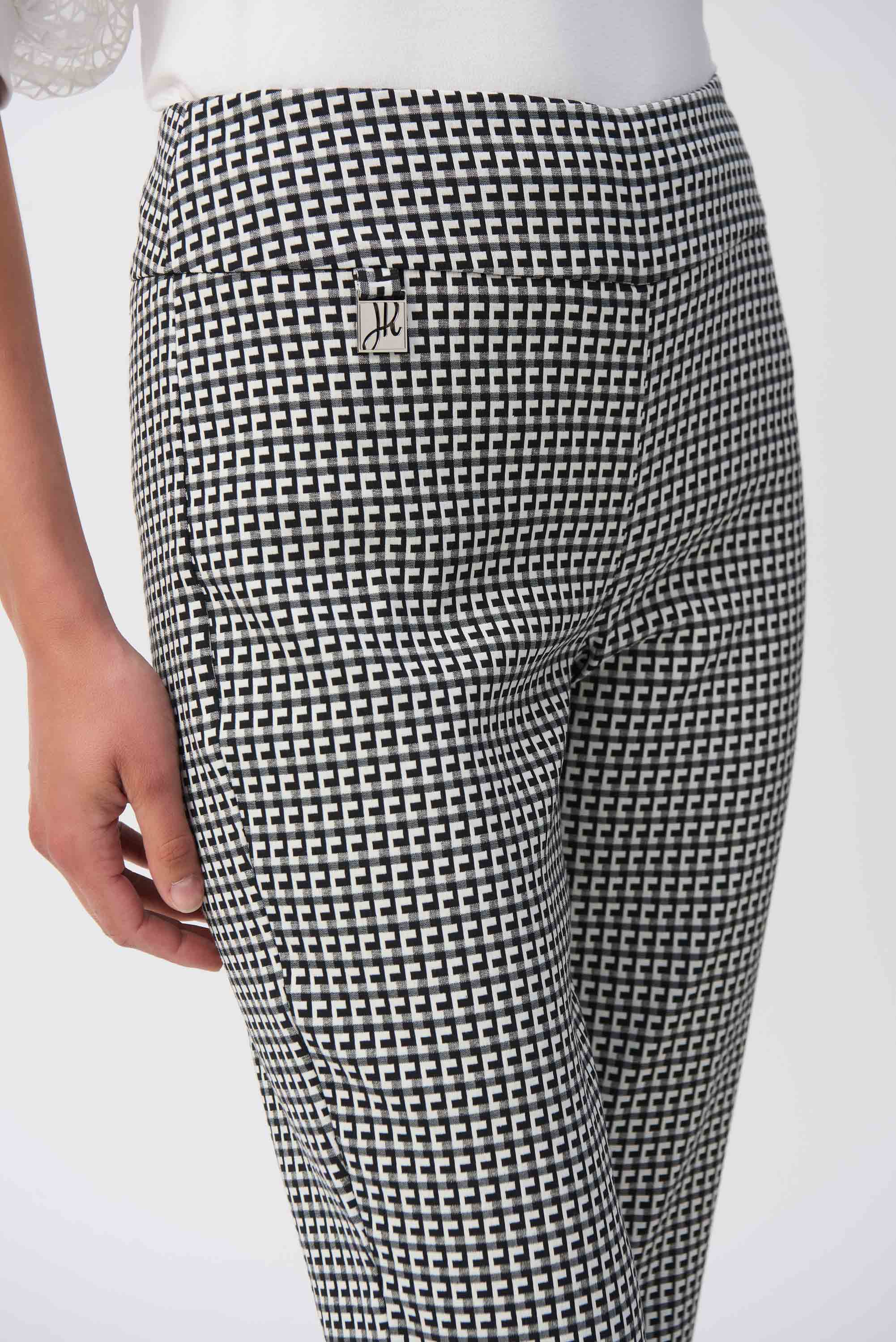 Geometric Print Jacquard Pull-On Cropped Pants by Joseph Ribkoff #251220
