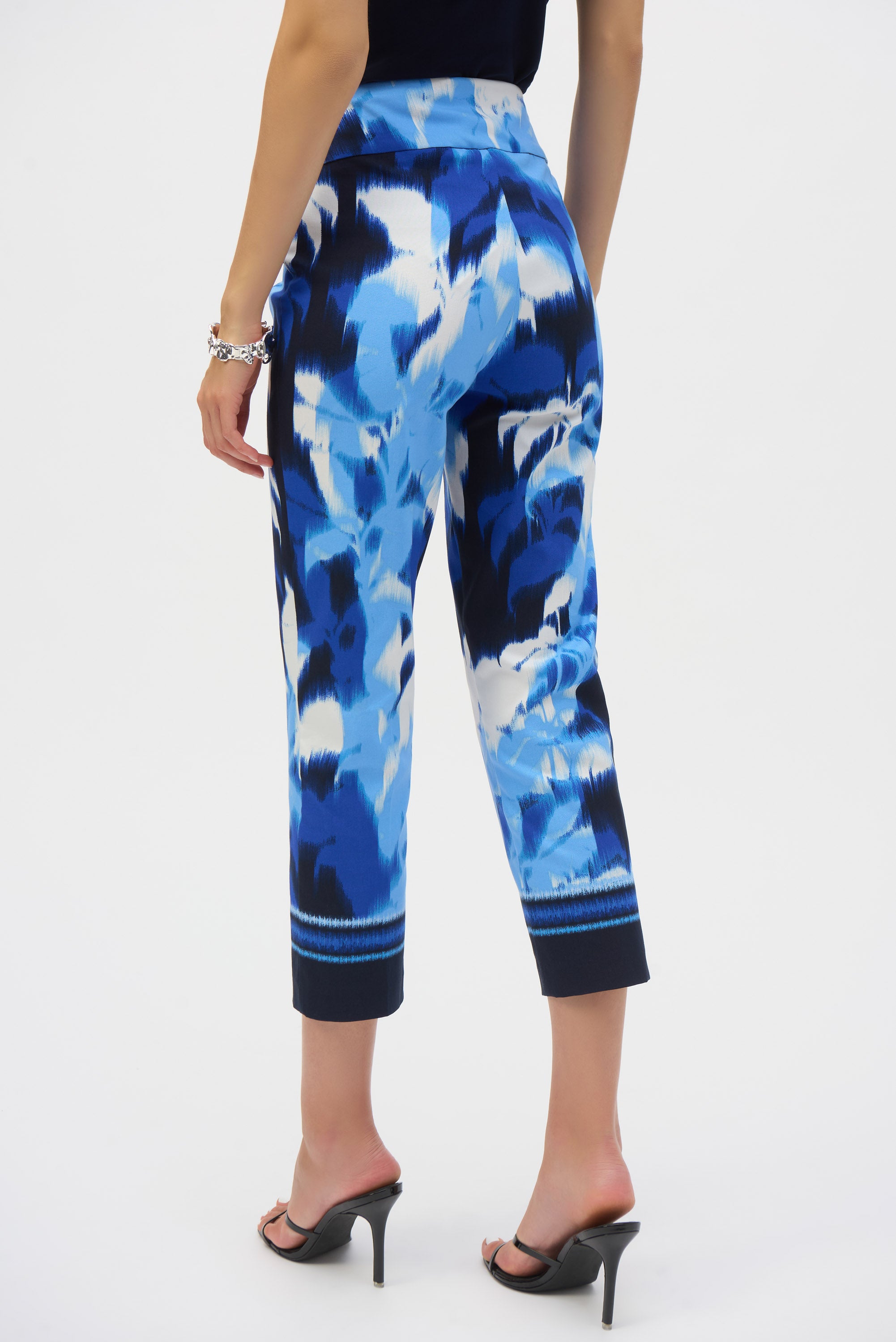 Pull-on cropped pants in Millennium tropical-abstract print by Joseph Ribkoff #252229