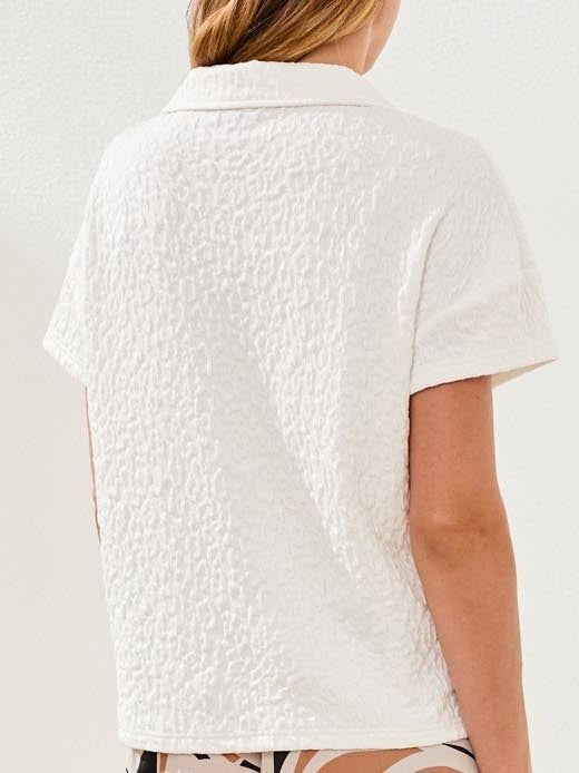 Haut polo texturé à relief ton sur ton – Tribal # 3083O-8456