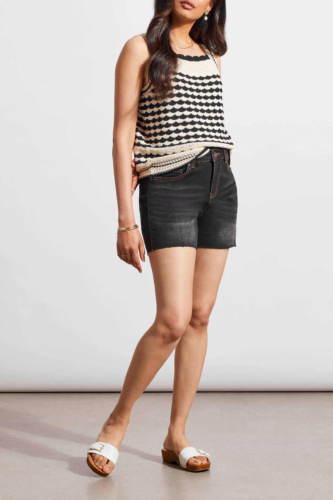 Black and Ivory Knit Camisole, Tribal Shell Pattern #5513O 576