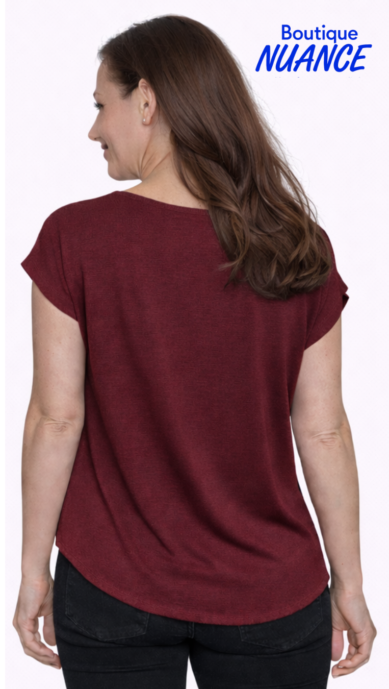 Flowy top with a round neck and short kimono sleeves – ISCA #8844-5099