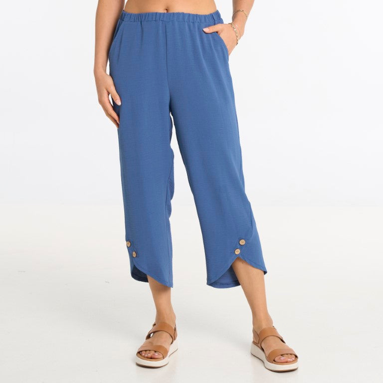 Pull-on straight-leg trousers with a rounded hem and decorative buttons – Dévia #S577P