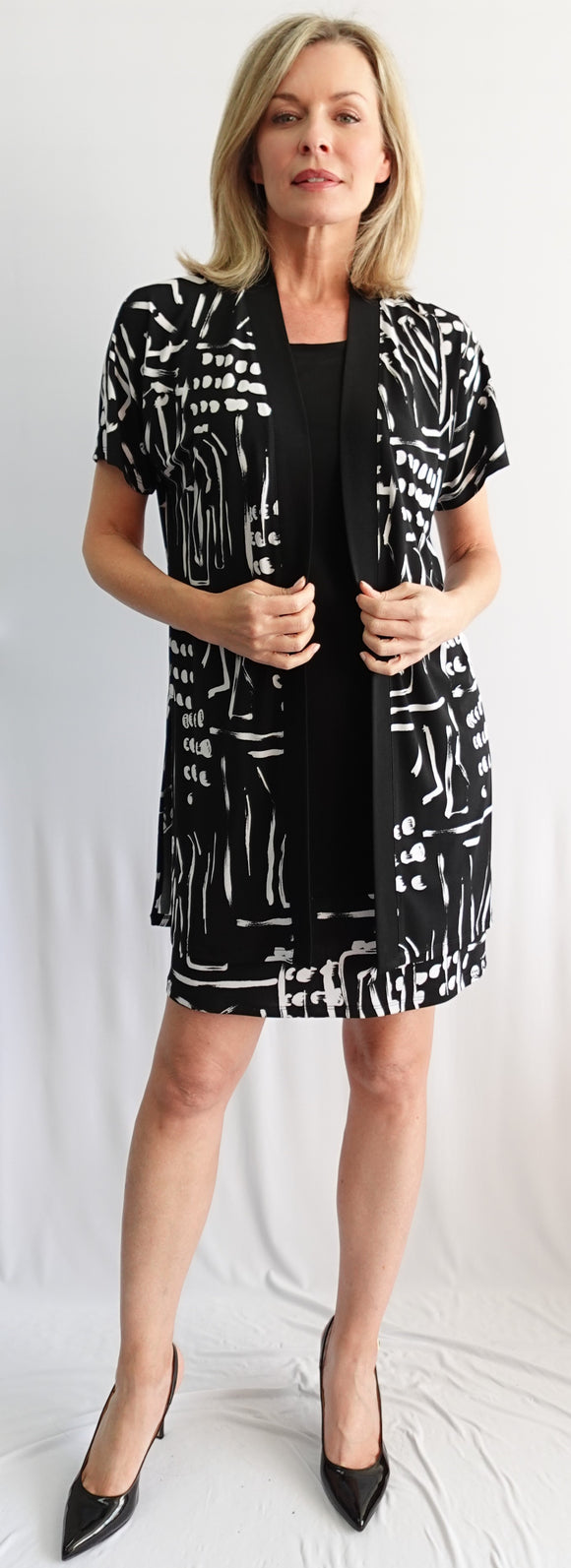 2-piece set (dress and jacket) with black and white patterns, from SOFT WORKS #97241