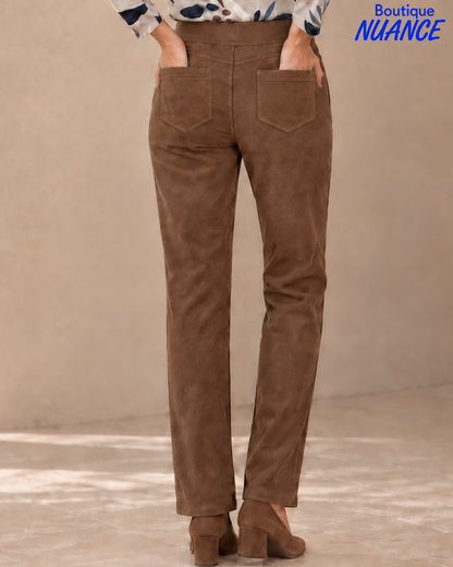 Pantalon à enfiler effet suède à jambe droite – SoftWorks #105209