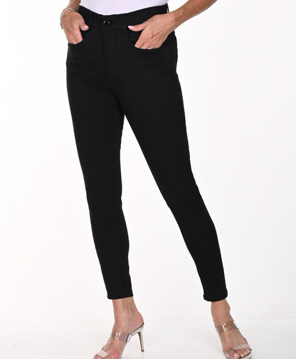 Skinny jeans, by Frank Lyman #213126U