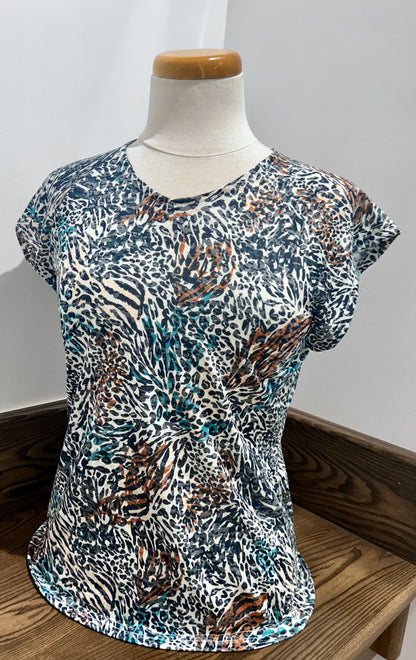 Wild Spirit – Beta's Choice Animal Sweater #220096