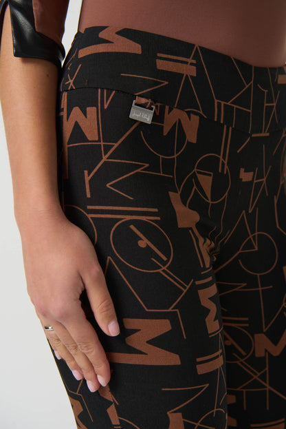 Pantalon ajusté à imprimé de mots par Joseph Ribkoff # 233279
