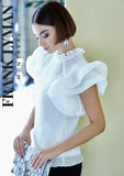 Découvrez la collection Signature Lyman de la marque Frank Lyman . Le modèle 238610U-FL en blanc est un choix parfait pour les fashionistas en quête d'un look estival élégant.