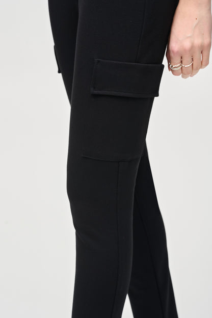 Pantalon cargo à coupe ajustée en tricot soyeux, par Joseph Ribkoff #243045