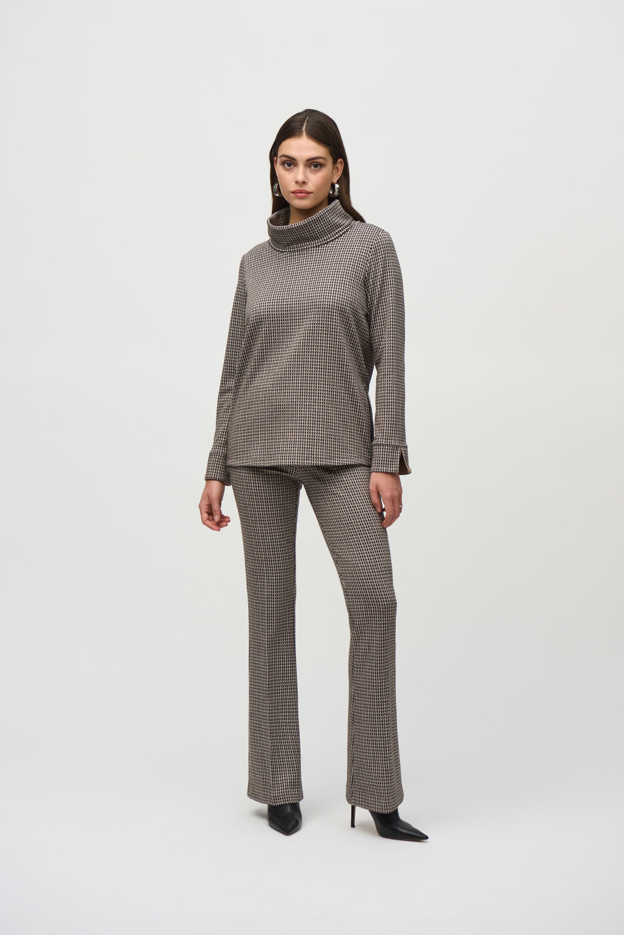 トップス jahxnchop Houndstooth Jacquard Boxy Top by Joseph Ribkoff #244074 – Boutique