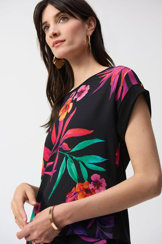 Haut boxy en tricot soyeux et georgette à imprimé tropical, par Joseph Ribkoff #251214
