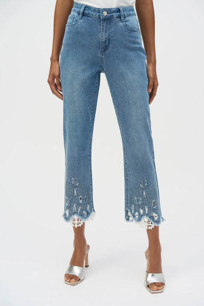 Jeans à coupe droite extensible avec broderie, par Joseph Ribkoff #252910