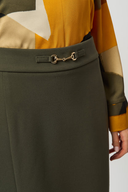 Élégance Avocat - La Jupe en Tricot Joseph Ribkoff #253035