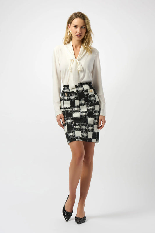 Carreaux d’Élégance : La Jupe Jacquard Joseph Ribkoff #253146