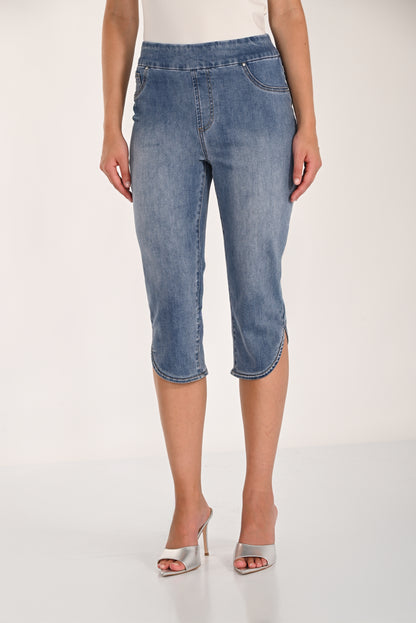 Pull-on denim capris with side slits – Frank Lyman #261606FL