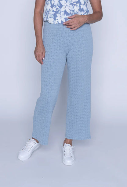 Wide-leg pull-on pants in waffle texture – ISCA #3130-5156