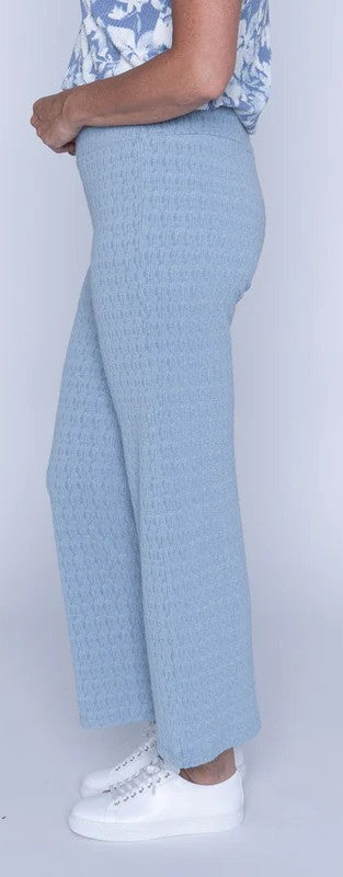 Wide-leg pull-on pants in waffle texture – ISCA #3130-5156