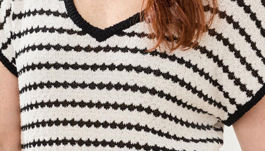 Tricot rayé noir et blanc à encolure en V et manches dolman – Tribal #6193O-5196