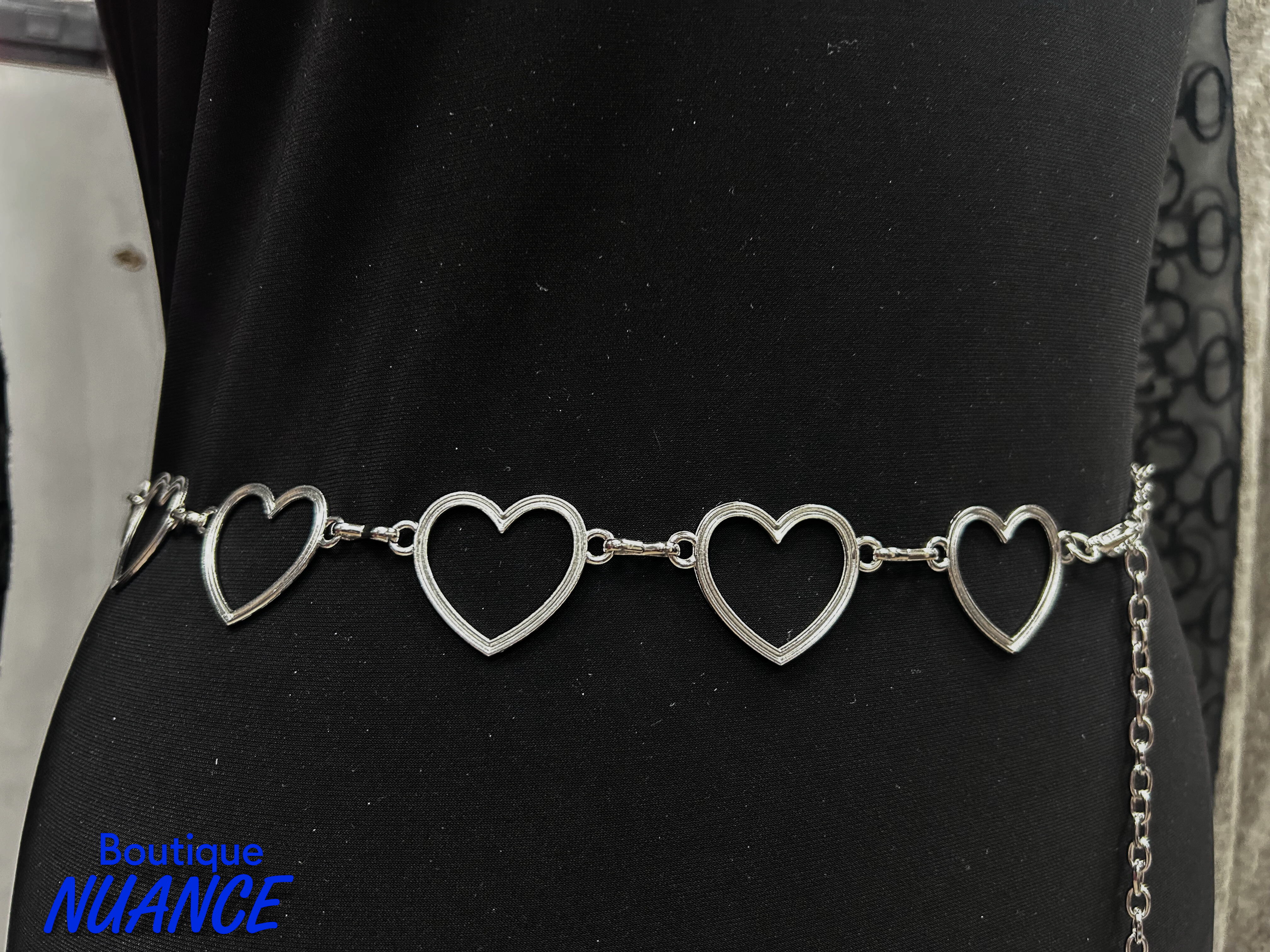 Éclat d’Amour – La Ceinture Chaîne de Frank Lyman  #A26604