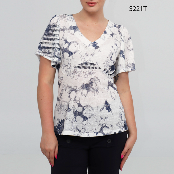 White sweater with black patterns, short sleeves and V-neck by Dévia #S221T