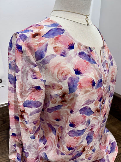 Pink Floral Patterned Sweater, V-Neck and 3/4 Sleeves, by Dévia #S390T