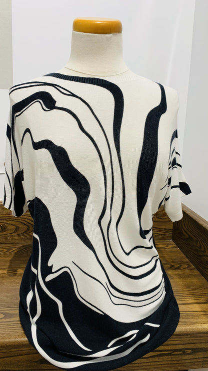 Elegant Illusion - The Variations Sweater #V8235