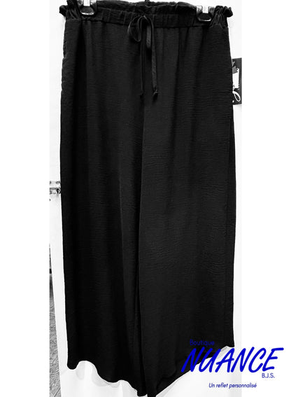 Noir Élégant en Biseau - Le Pantalon Dévia #D512P