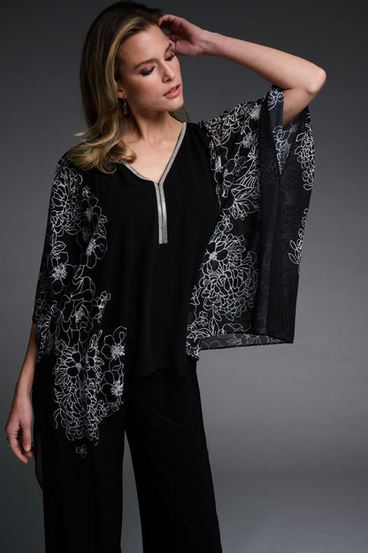MAGNIFIQUE HAUT DE LA COLLECTION '' SIGNATURE'' DE JOSEPH RIBKOFF.. SE PORTE AVEC UN PANTALON,UN PALAZZO OU UNE BELLE JUPE..SES BRAS PLUS AMPLE ET SA COUPE PARDONNE TOUTES LES RONDEURS QUE L' ON VEUX CACHER. COL EN ''V'' AVEC BRILLANT POUR UN EFFET PLUS CHIC..DANS LES TONS DE NOIR ET DE BLANC POUR UN SUPERBE LOOK CLASSIQUE.