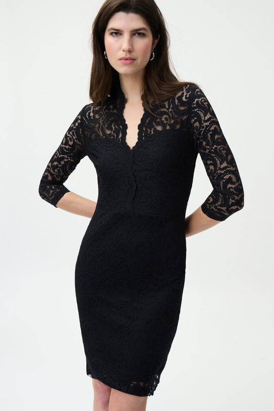 Magnifique robe de dentelle, doublée. Col en V dentelé, manche 3/4, bas de la robe dentelé aussi. Se porte pour toute sorte d occasion, c est la fameuse petite robe noir a avoir dans votre garde-robe!! Fait au Canada par JOSEP