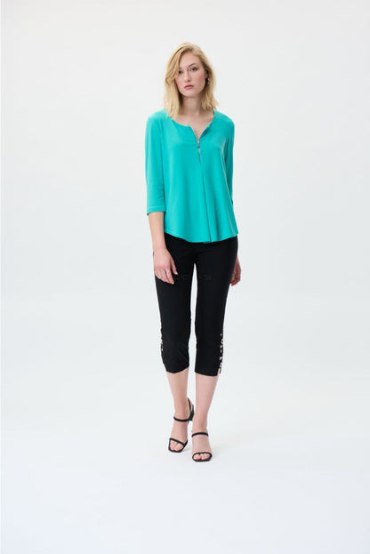Joseph Ribkoff cropped cut pants, Model 231026.