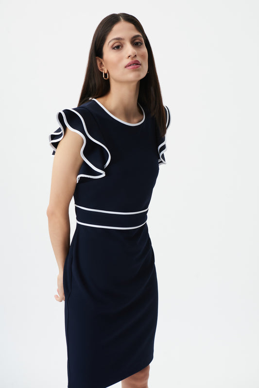 Robe de Joseph Ribkoff au look élégant, avec des manches à volants et une ceinture qui inspire le luxe. Une robe a un col rond et coupe courte elle transmet une belle silhouette féminine.