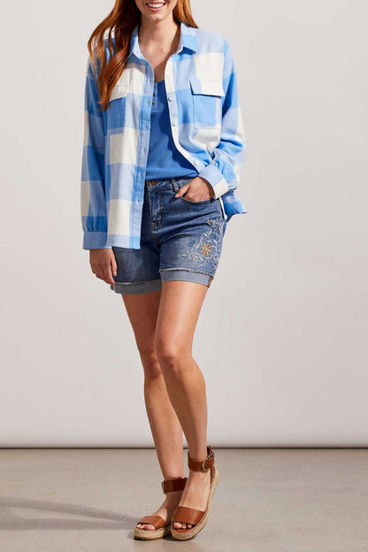 Denim-colored denim shorts with embroidery signed Tribal # 7760O 2020 2284