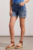 Denim-colored denim shorts with embroidery signed Tribal # 7760O 2020 2284